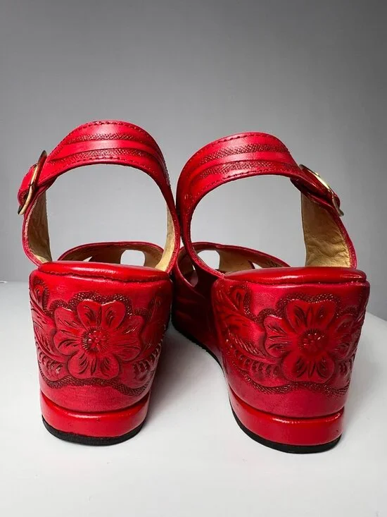 NWOT RE-MIX Vintage Red Tooled Leather Peep-Toe Platform Wedge Sandals 7 Mexico - Picture 2 of 9